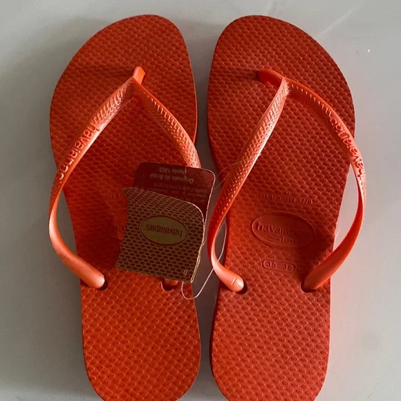 Slim Havaianas orange - flip flops - 4/5 -
Europe 37/38 - Picture 1 of 5